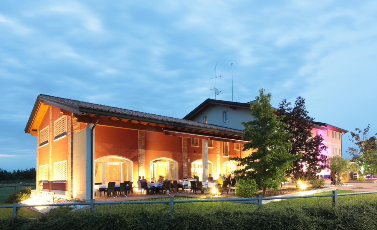 Agriturismo Podere Dell'Angelo Pasiano Di Pordenone Exterior photo